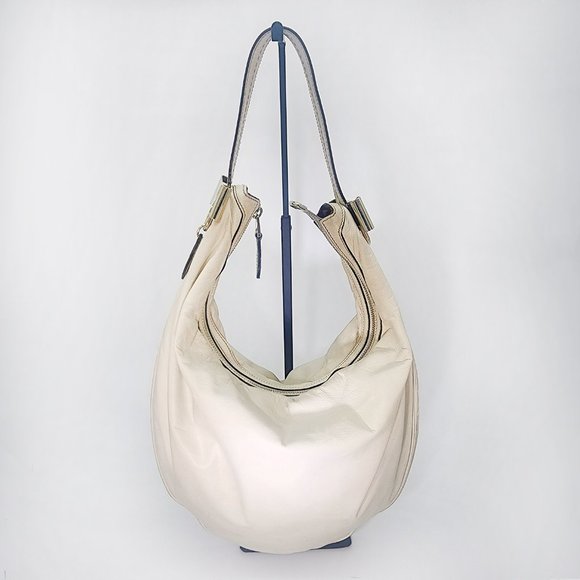 GUCCI - Calfskin Duchessa Hobo Off White/Cream Medium Sized Bag - Picture 1 of 12